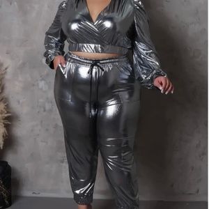 Two piece set